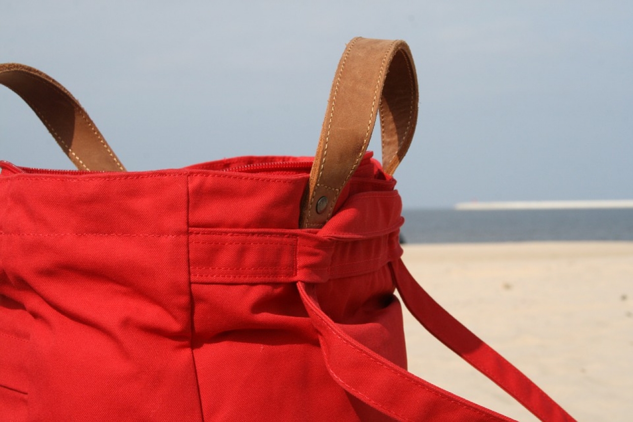 Zdjęcie główne #29 - Mały bagaż na dwutygodniowe wakacje nad morzem? To proste! Poznaj 5 sposobów na sprytne pakowanie 