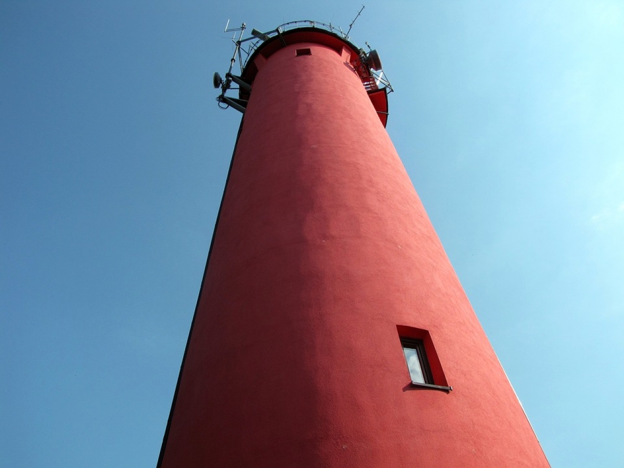 Zdjęcie główne #50 - 5 najpiękniejszych latarni morskich nad Bałtykiem