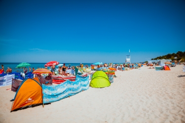 Zdjęcie główne #72 - Plaża – idealne miejsce do relaksu i... pracy 